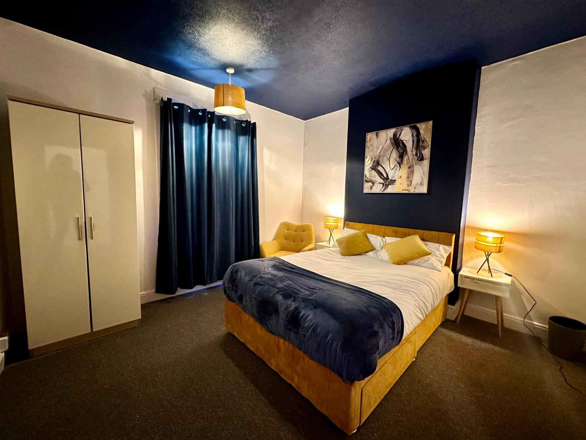 Broomfield Place コヴェントリー エクステリア 写真